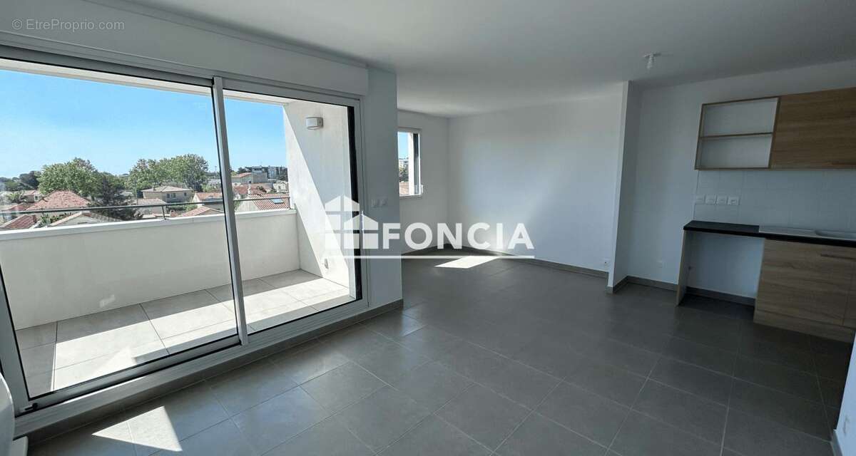 Appartement à MARSEILLE-12E