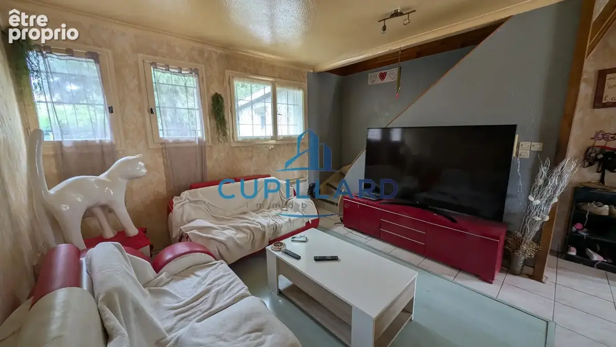Villa semi-enterrée avec joli terrain arboré - photo 19