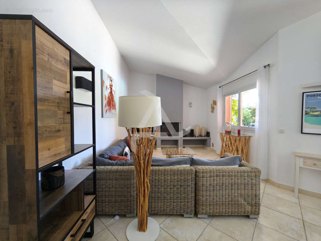 Maison à PORTO-VECCHIO