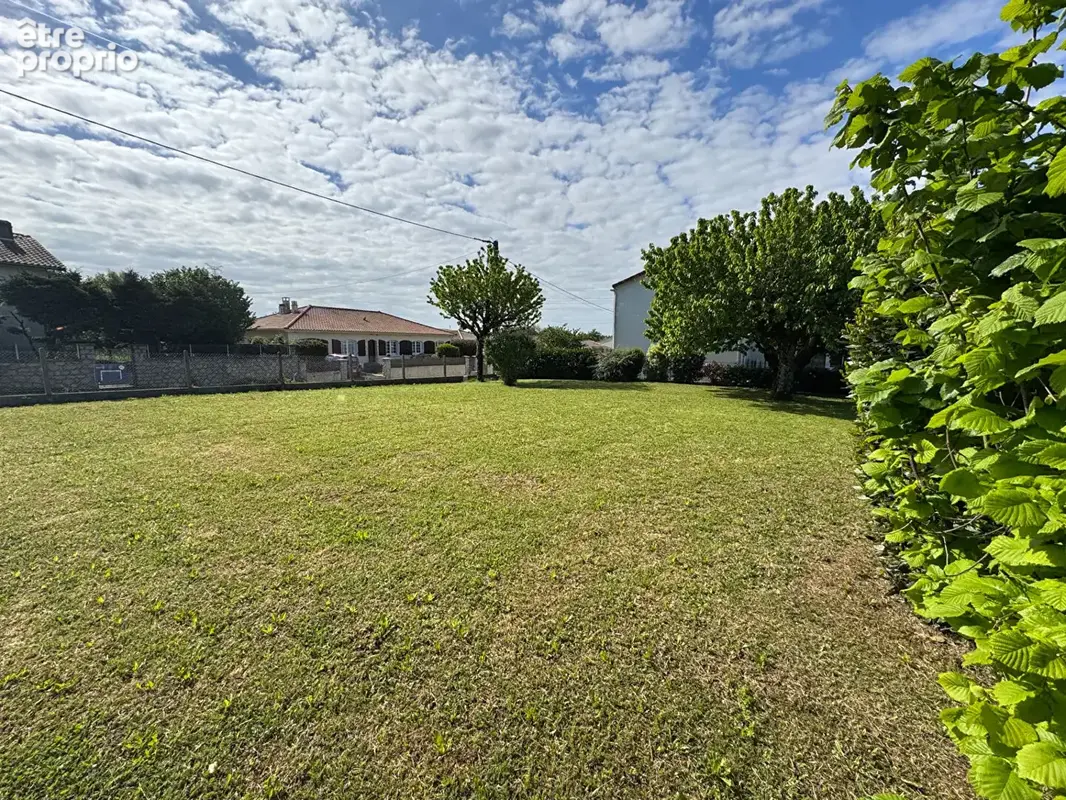 Terrain Balzac 500 m2 - photo 3