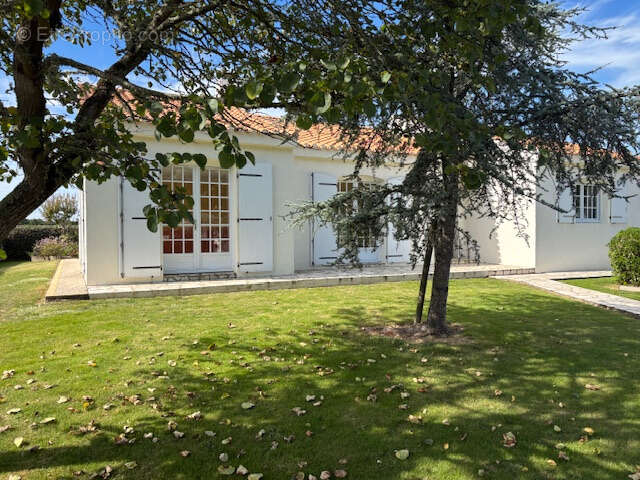 Maison à TALMONT-SAINT-HILAIRE