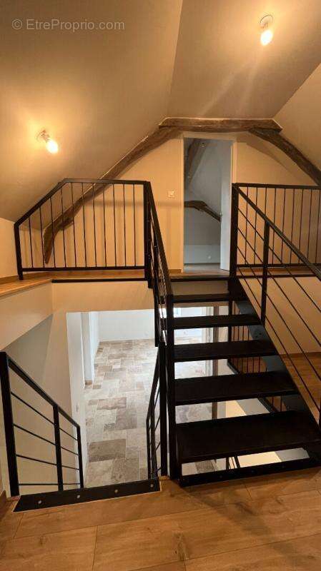 Maison à NEUILLE-PONT-PIERRE