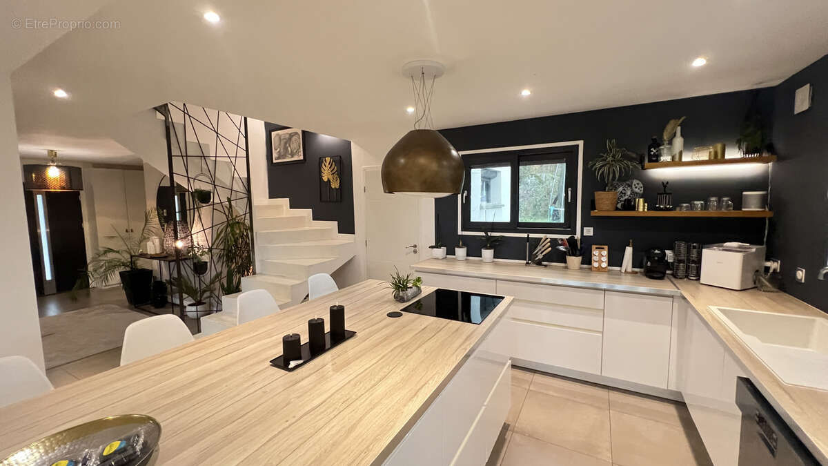 Maison à CHAMPCUEIL