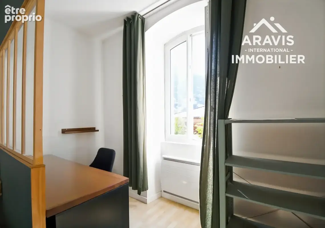 Appartement 3 pièces à Thônes avec grand garage, parking et jardin commun - photo 9