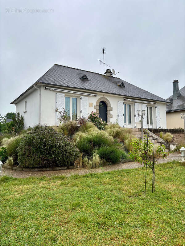 Maison à ECOUFLANT