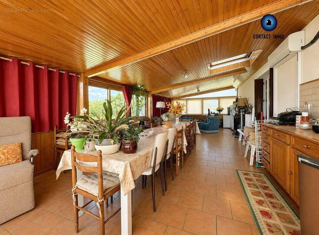 Maison 138 m² à Perpezac-Le-Noir  - photo 2
