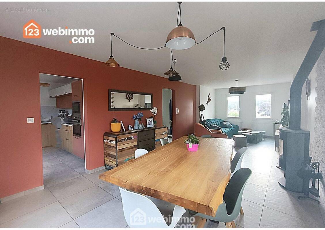 Maison à CHATELAUDREN