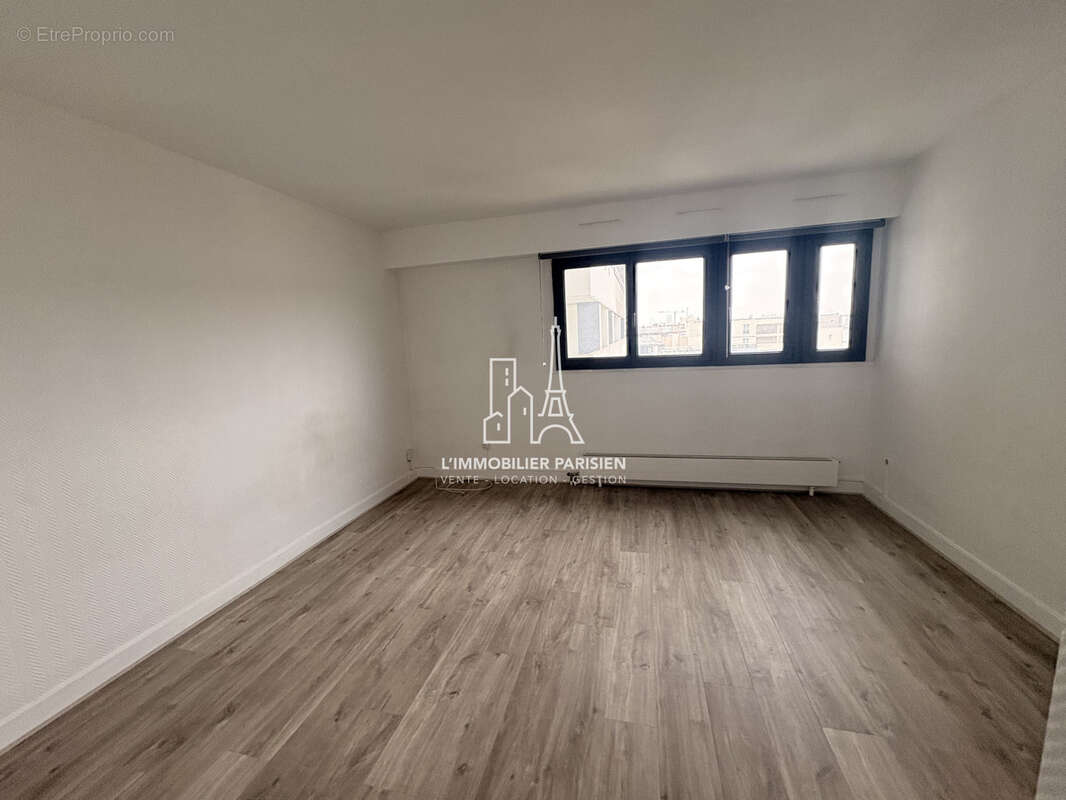 Appartement à PARIS-12E