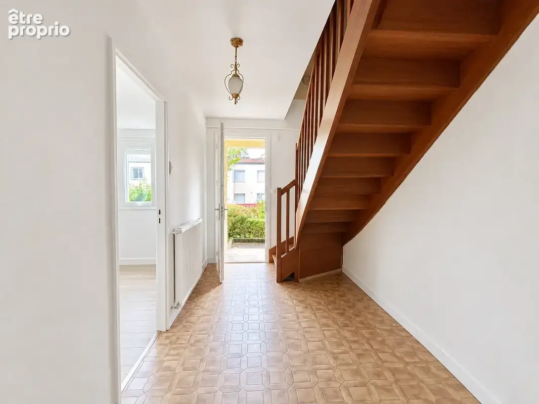 Joue les tours - vallee violette - jolie maison  t5 avec jardin et garage - 4 chambres - photo 4
