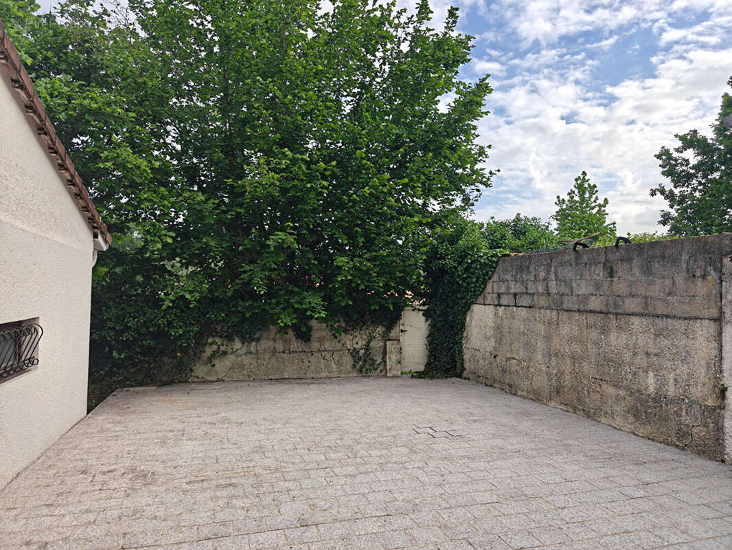 Maison à CANEJAN