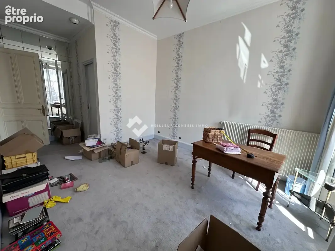 Appartement 243 m² à vendre à La Monnerie-Le-Montel (63650) - photo 4