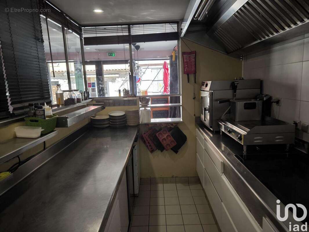 Photo 4 - Commerce à BANON