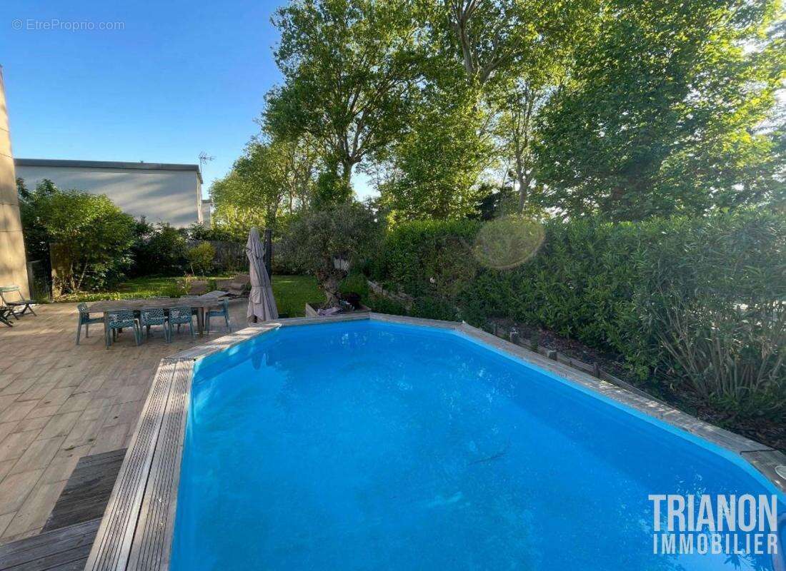 Maison à LOUVECIENNES