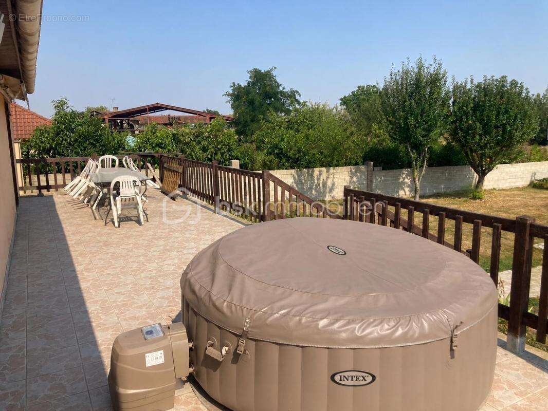 Maison familiale avec sous-sol, terrasse et terrain clos – Giffaumont - photo 15