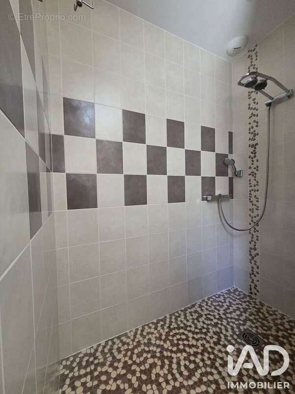 Maison 139 m² à La Loubiere  - photo 8