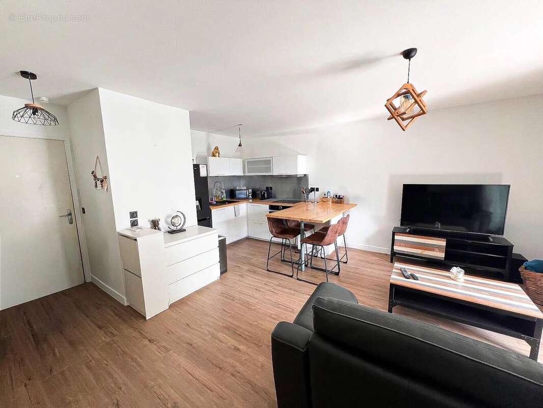 Appartement à CASTELNAU-LE-LEZ