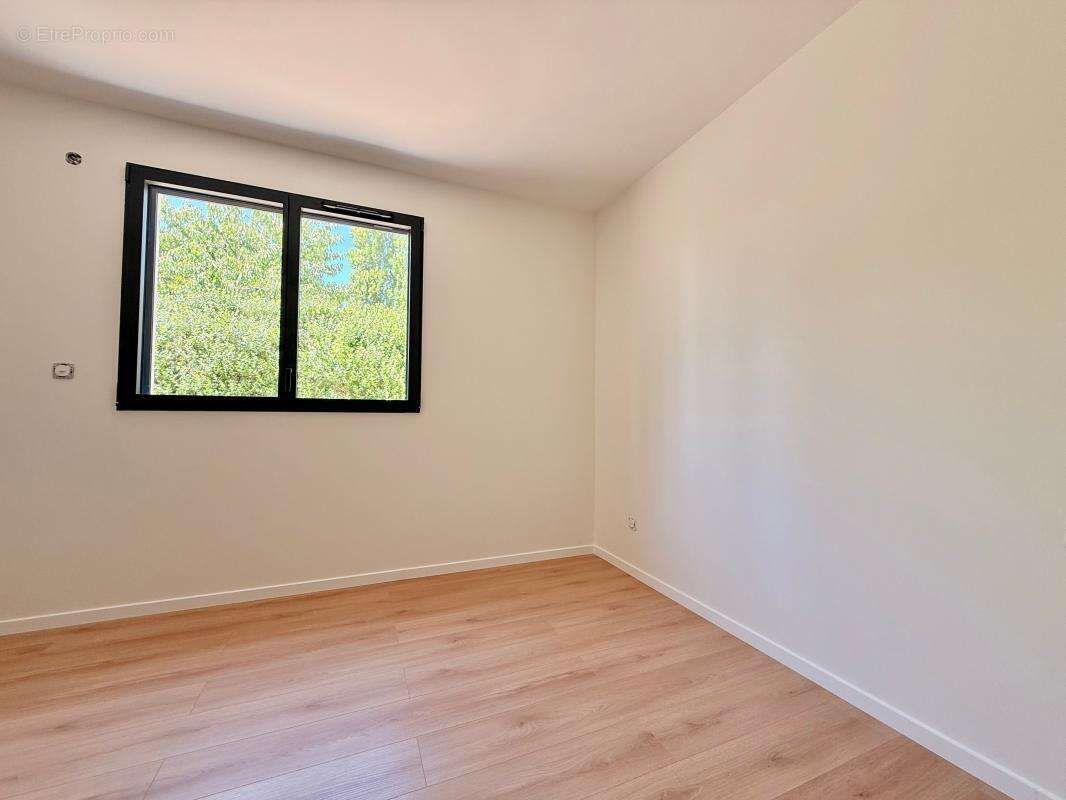 Maison neuve À Vendre 122m² habitable plain pied 3 chambres - photo 10