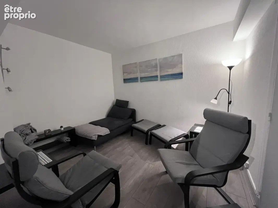 Quartier Carnot - Local professionnel de 37 m2 avec garage de 22 m2 - photo 4