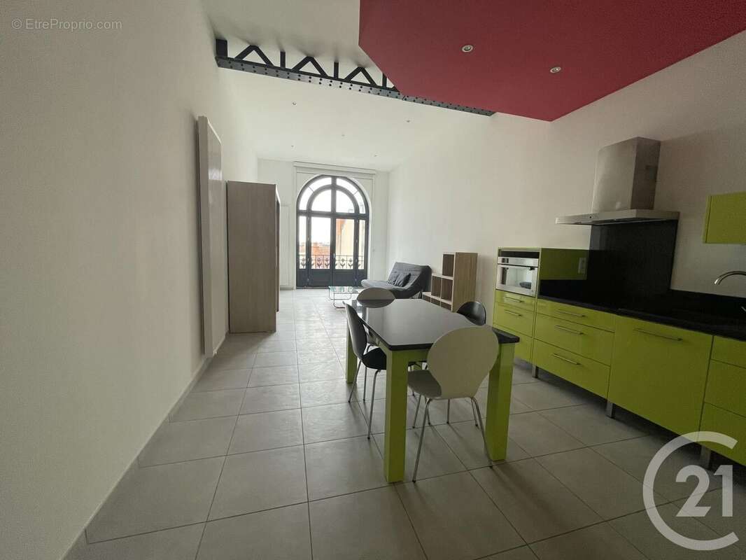 Appartement à MOULINS