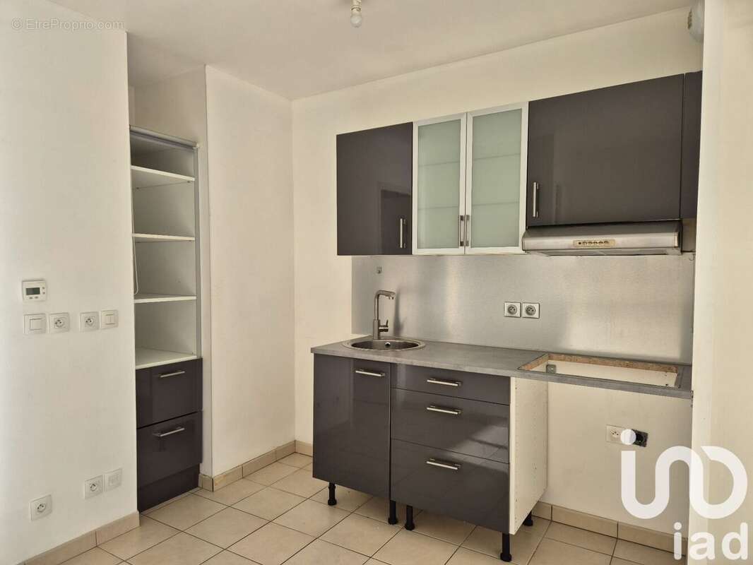 Maison 60 m² à Saint-Pierre-Du-Perray  - photo 9
