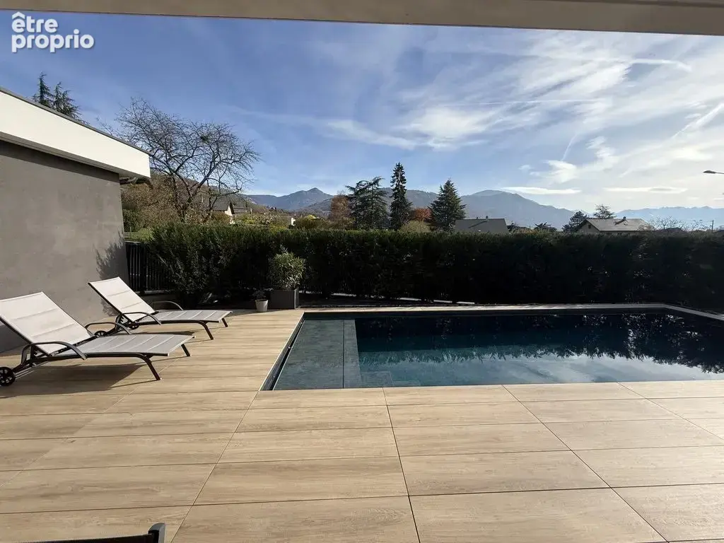 Maison de standing avec piscine - photo 4