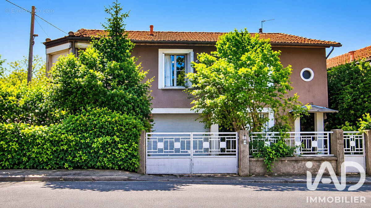 Photo 1 - Maison à ALES