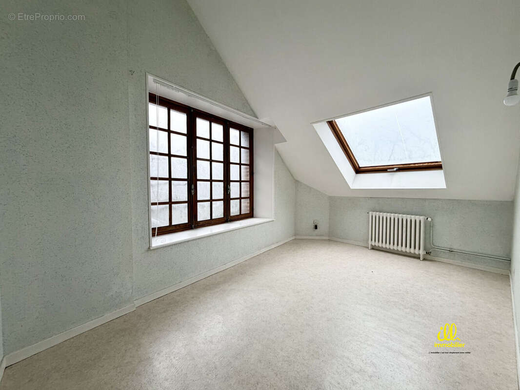 Appartement à CHARLEVILLE-MEZIERES