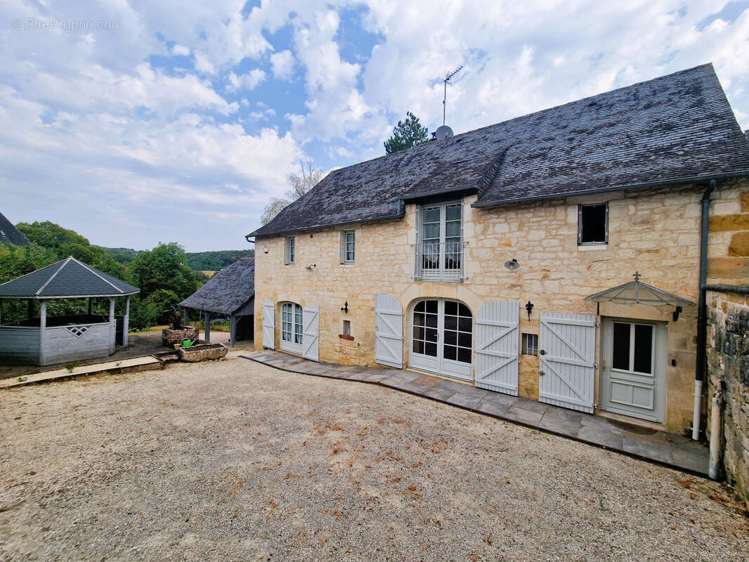 Turenne Maison en pierre rénovée - photo 4