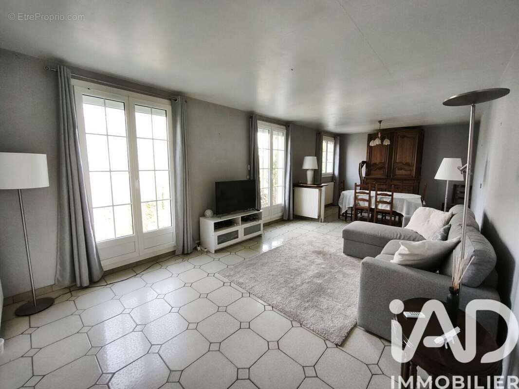 Photo 5 - Maison à DAMMARTIN-EN-GOELE