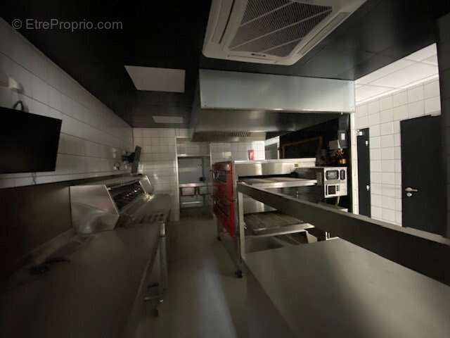 Commerce à AIX-LES-BAINS