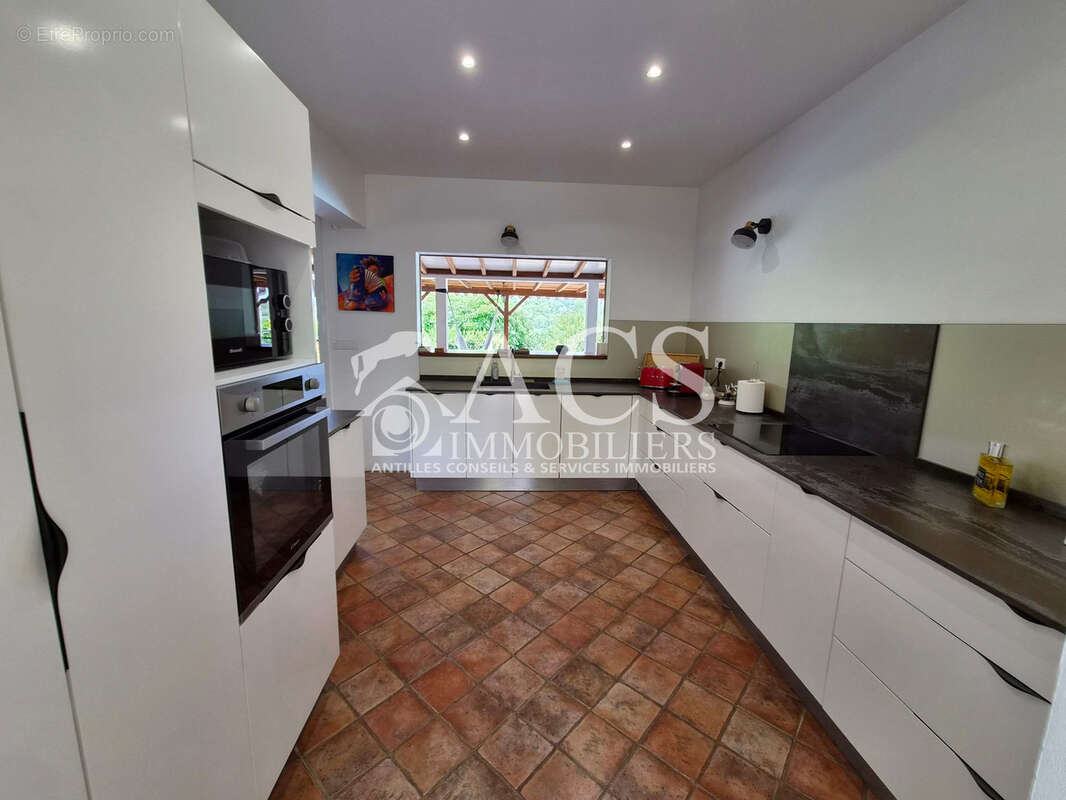 Villa de charme F4 + studio avec vue mer et piscine - photo 7