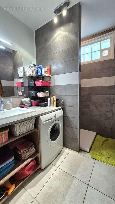 Appartement à ROMANS-SUR-ISERE