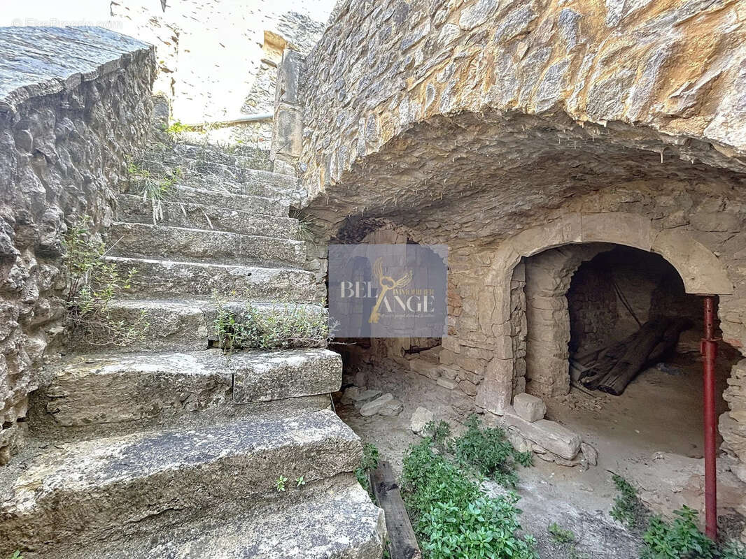 Maison à LABASTIDE-DE-VIRAC