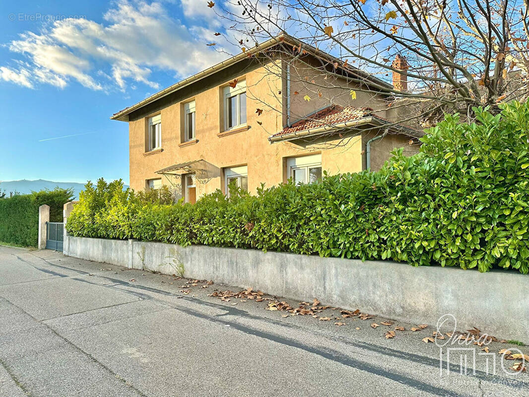 Maison à SAINT-MAURICE-L'EXIL