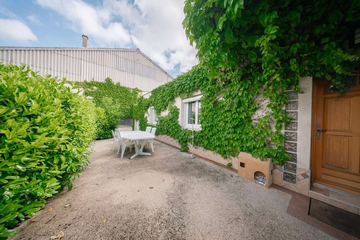 Maison à LEMPDES