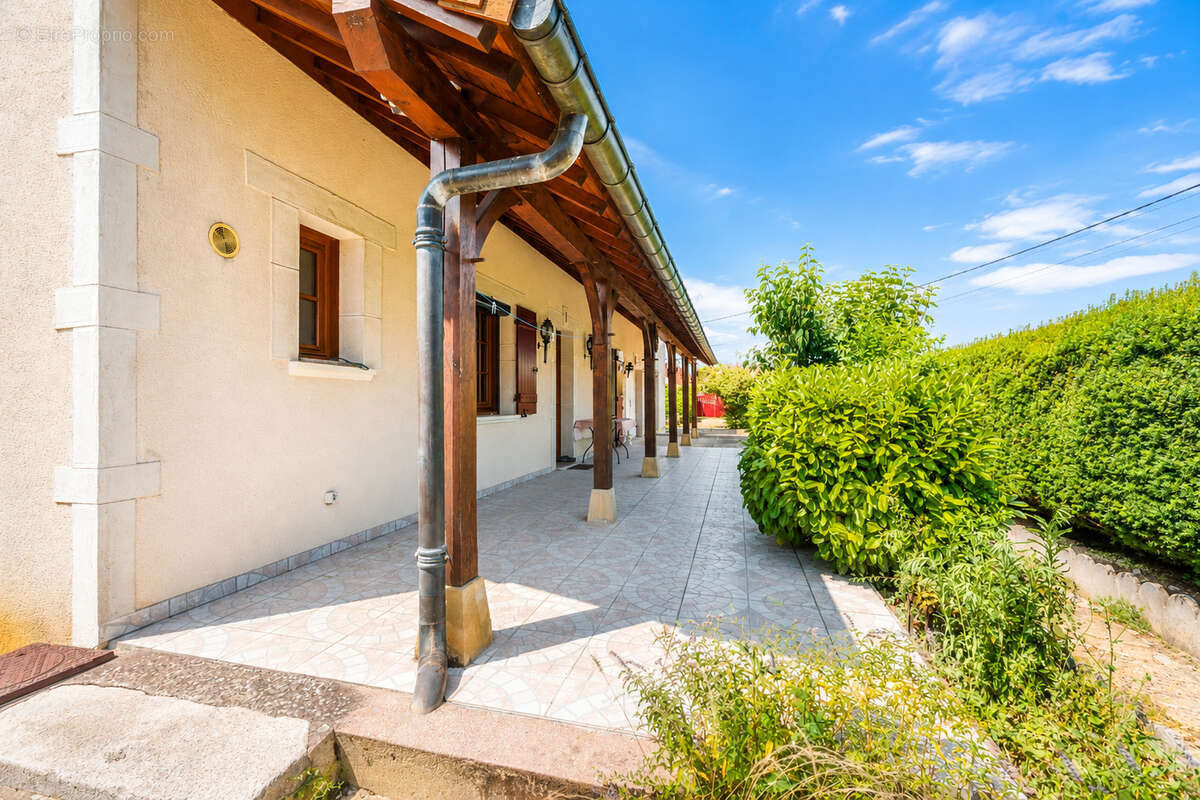 Bligny-Lès-Beaune : Maison cossue avec logement indépendant : Vie de plain-pied - photo 9