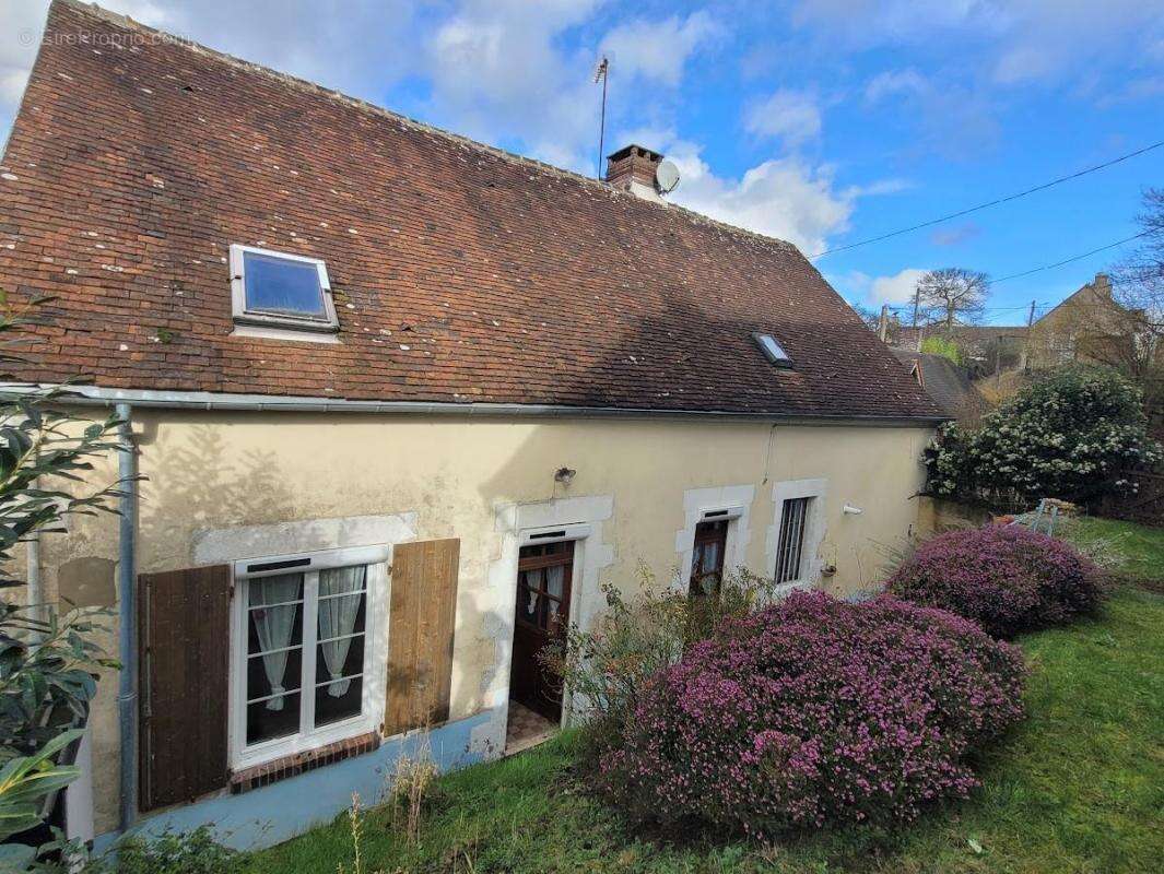 Maison à CHARBONNIERES