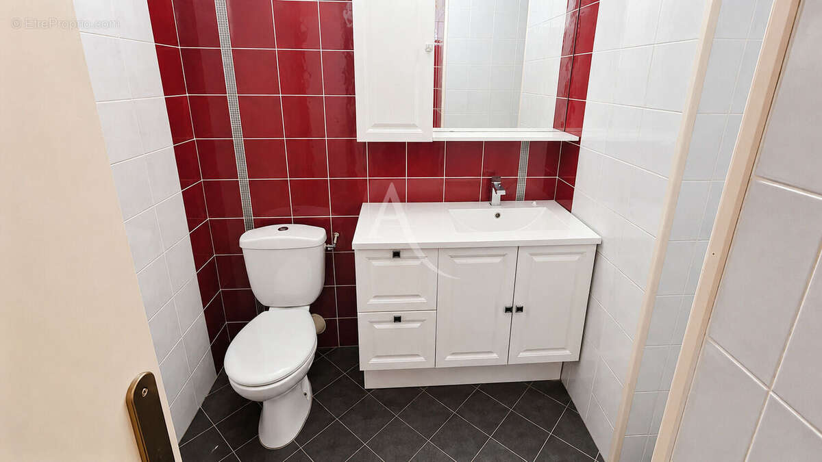 Appartement à SAINT-THIBAULT-DES-VIGNES
