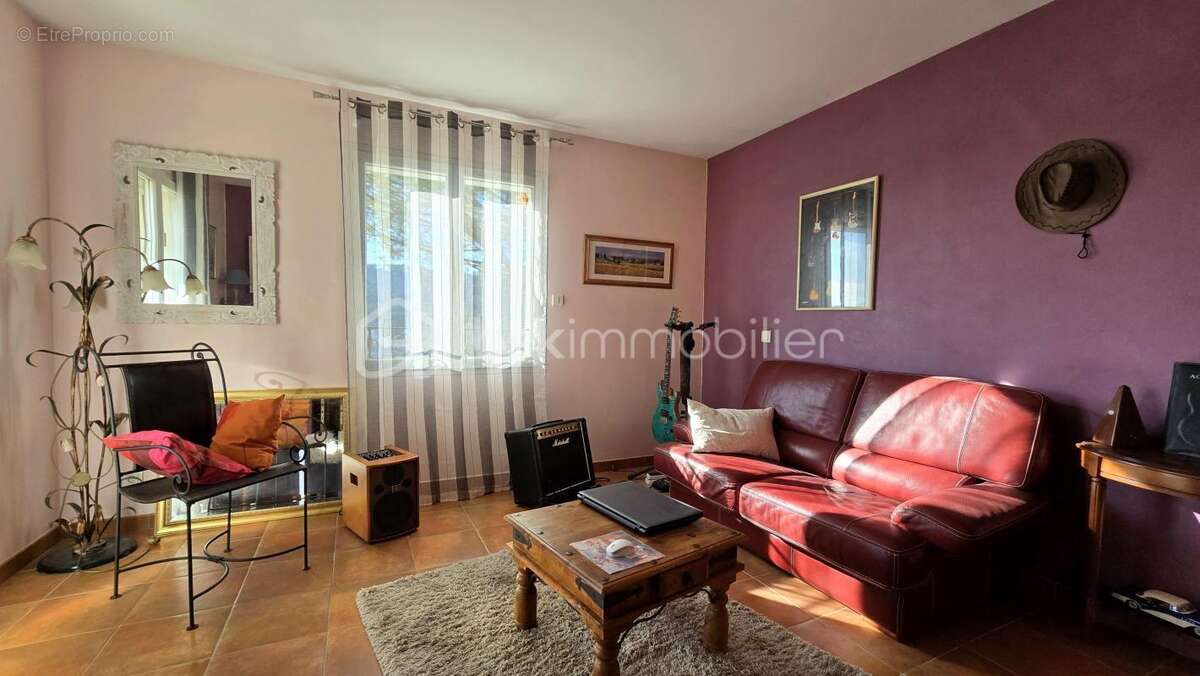 Maison à BAGNOLS-SUR-CEZE