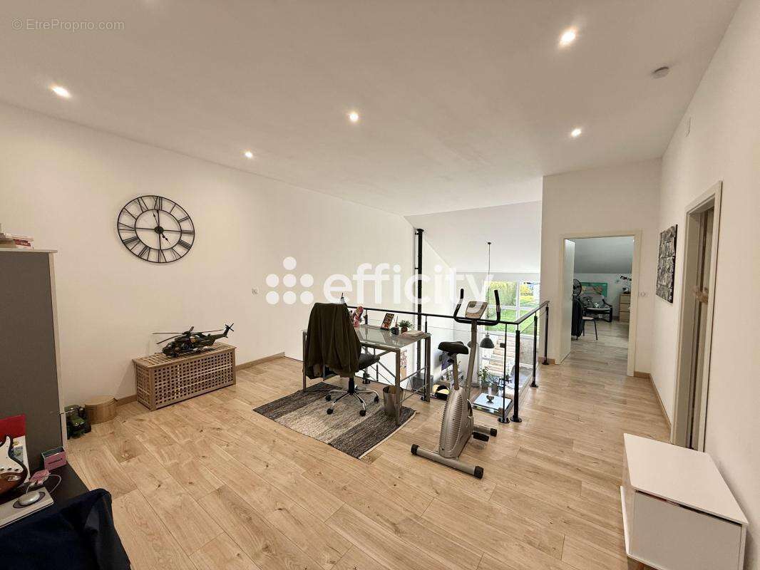 Maison à SAINT-PIERREVILLERS