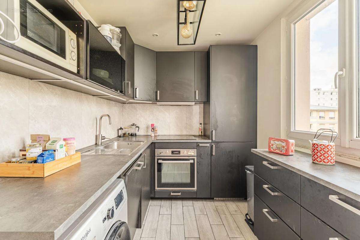 Appartement à MONTROUGE