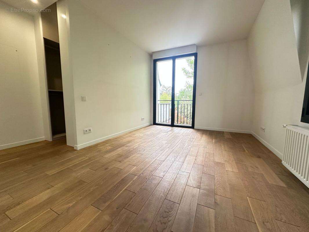 Maison à SAINT-MAUR-DES-FOSSES