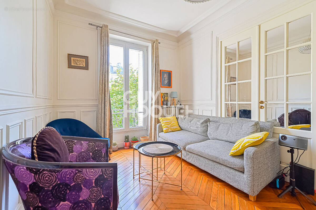Appartement à PARIS-12E
