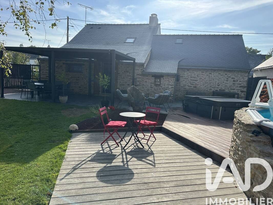 Photo 1 - Maison à LA CHAPELLE-DES-MARAIS