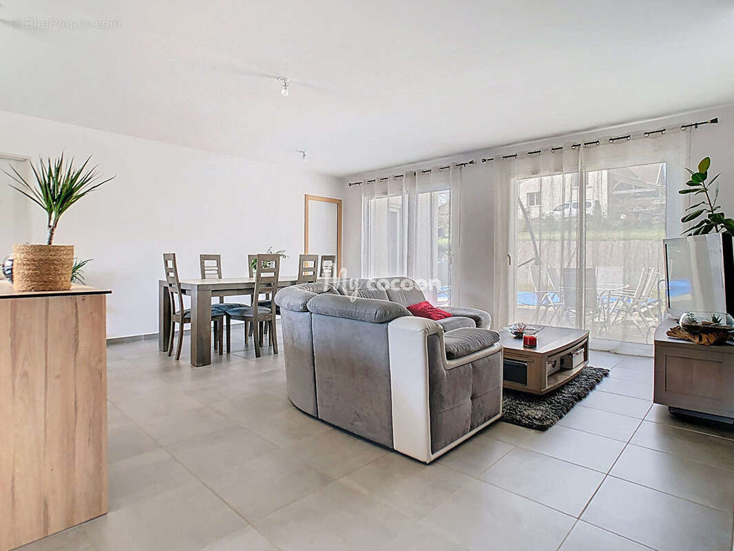Maison - T6 - 123 m² - photo 9