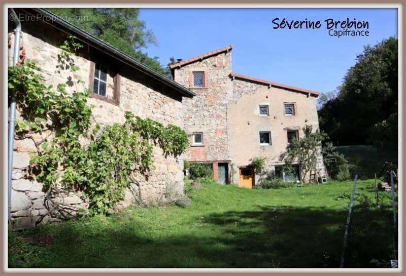  Maison rénovée en pierre de 166 m², 4 chambres, vaste séjour, dépendance, assainissement OK, avec ancien moulin et terrain de 1 - photo 37