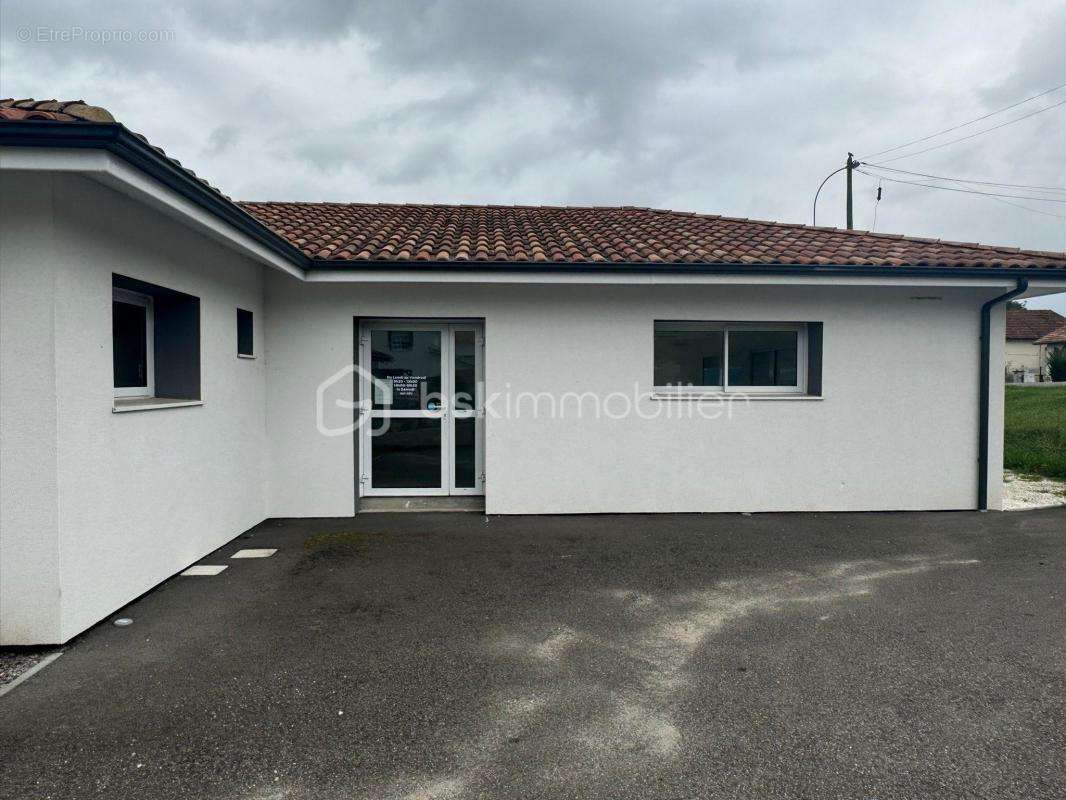 Commerce à SAINT-GEOURS-DE-MAREMNE