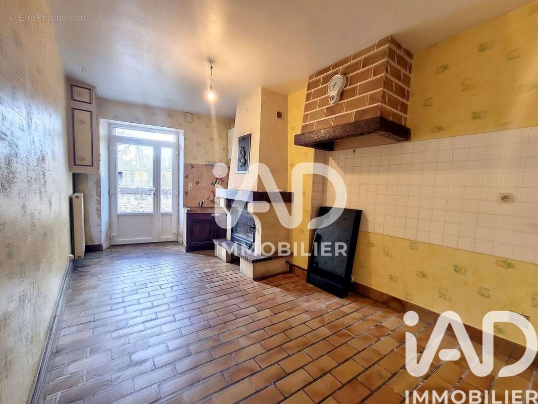 Photo 3 - Maison à LEIGNES-SUR-FONTAINE