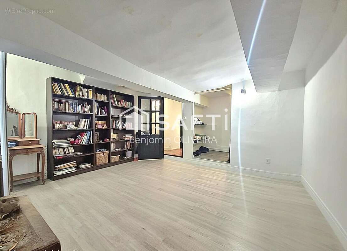 Appartement 117 m² à Saint-Zacharie  - photo 5