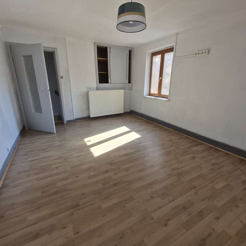 Maison à CEINTREY